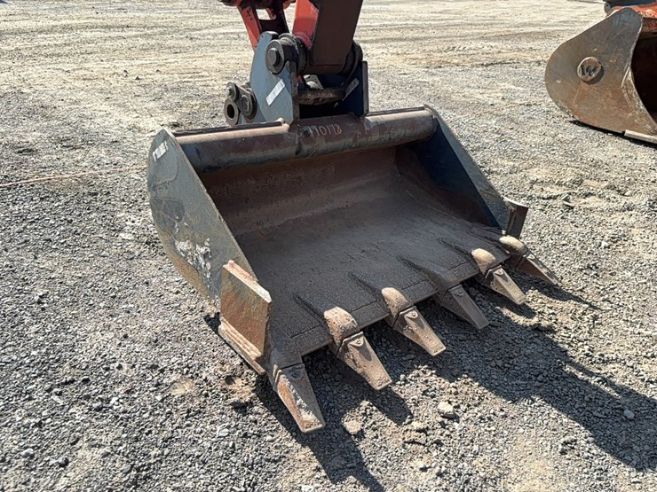 kubota-kx040-4-image-6