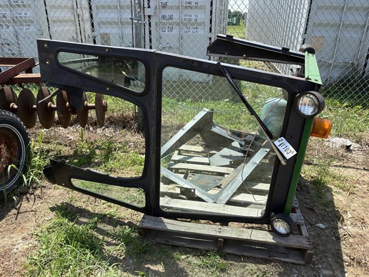 john-deere-5300-image-1