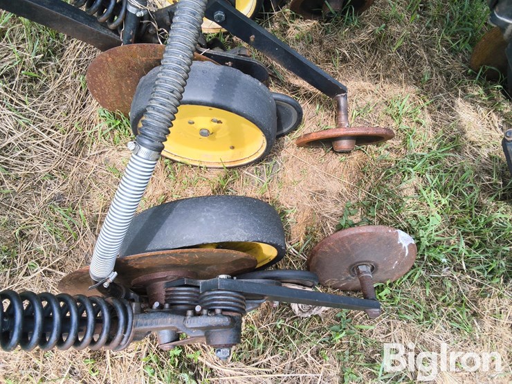 john-deere-750-image-17
