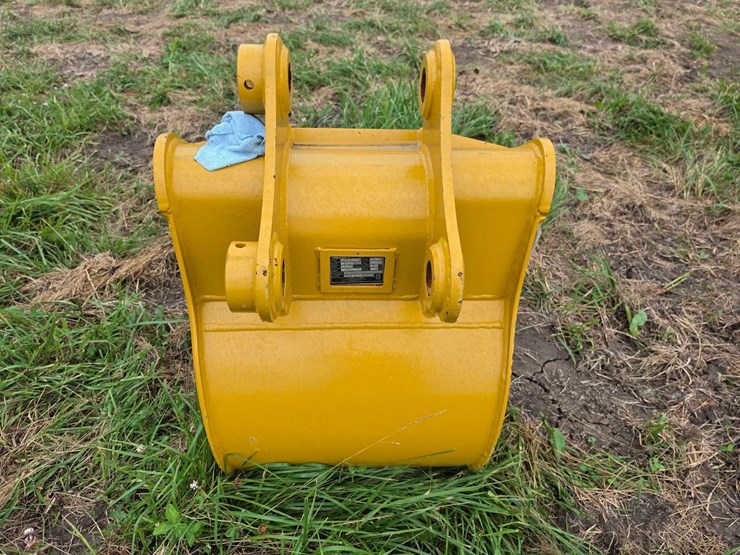 caterpillar-307-image-4