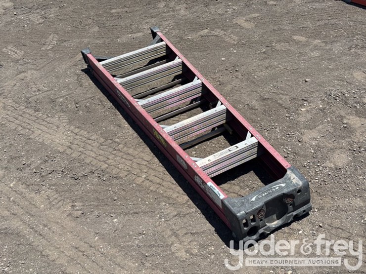 6'-a-frame-ladder-image-2