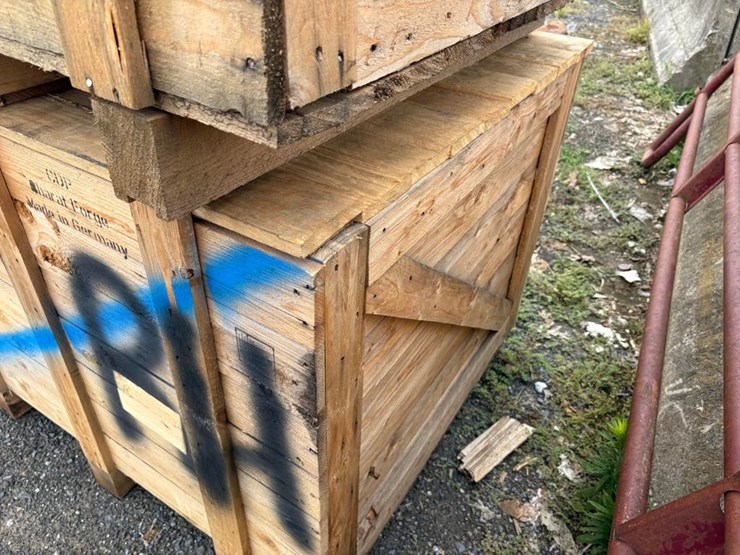 wooden-crate-image-2
