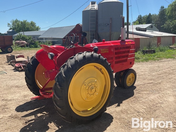 massey-ferguson-101-image-5
