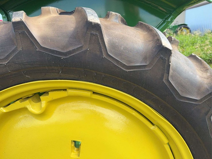 john-deere-model-b-image-10