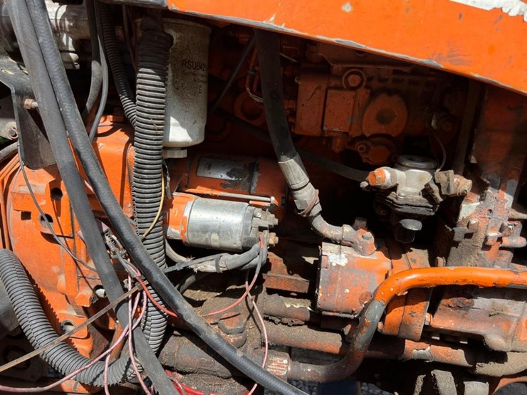 new-holland-tn70a-image-18