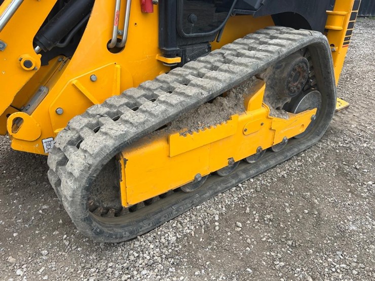 2022-jcb-1cxt-image-13