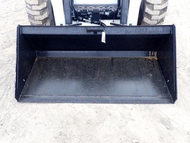 wildcat-72"-skid-steer-gp-bucket-image-2
