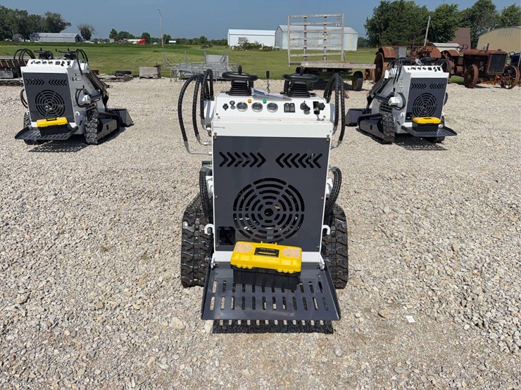 2026-zjg-zj-380-tracked-mini-skid-steer-loader-image-5