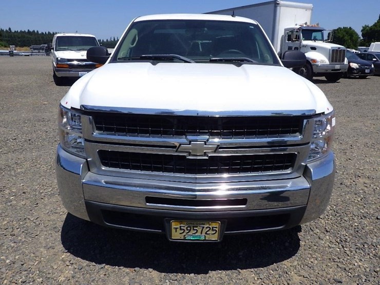 2007-chevrolet-2500hd-image-2