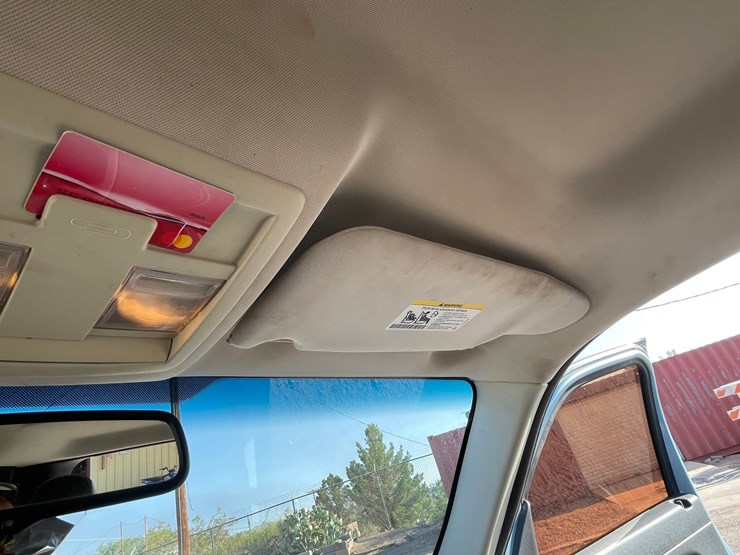 2012-jeep-liberty-image-71