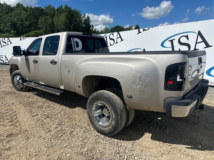 2008-chevrolet-3500hd-image-3
