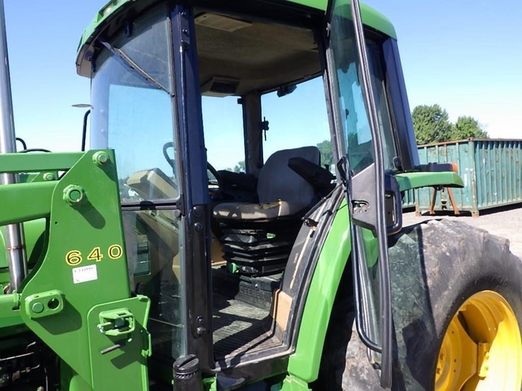 john-deere-tractor-loader-image-28