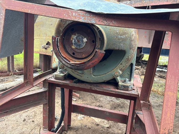 #2407-•-wood-shaving-plant-w/-40hp-motor-image-14