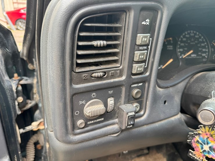 2002-chevrolet-2500hd-image-43