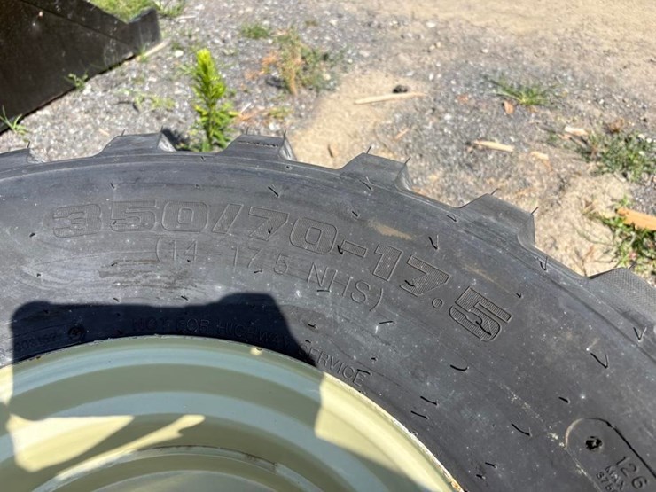 tiron-350/70-17.5-skid-steer-tires-(pair)-image-4
