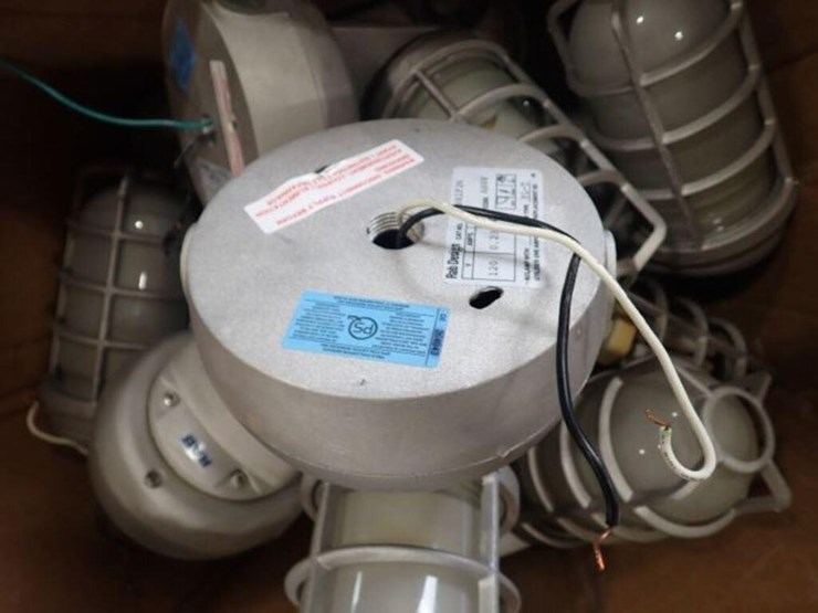 qty-of-explosion-proof-lights-image-7