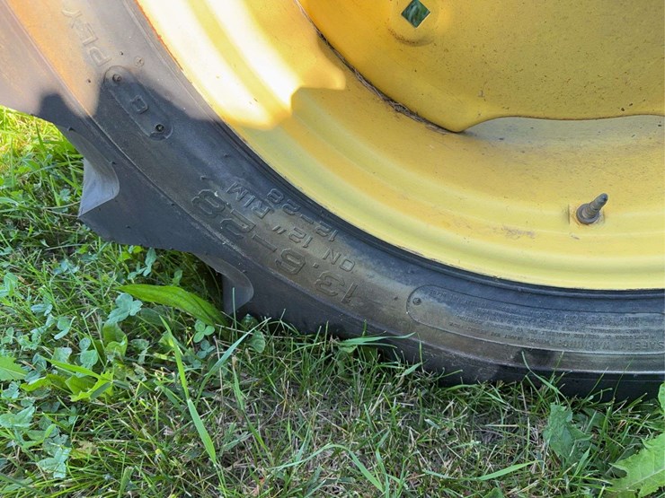 john-deere-420i-special-utility-image-13