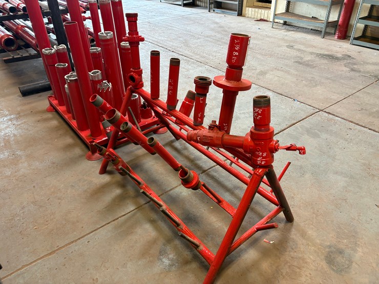 4’-x-2.5’-x-2’-a-frame-tool-rack-w/-contents-image-3