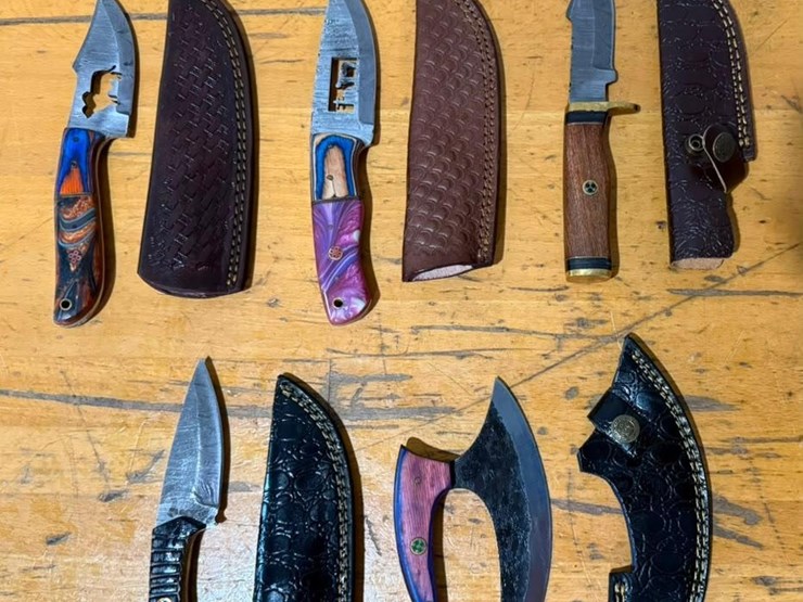 qty-(5)-handmade-hunting-&-utility-knives-w/-leather-sheaths-assorted-fixed-blade-set-image-1