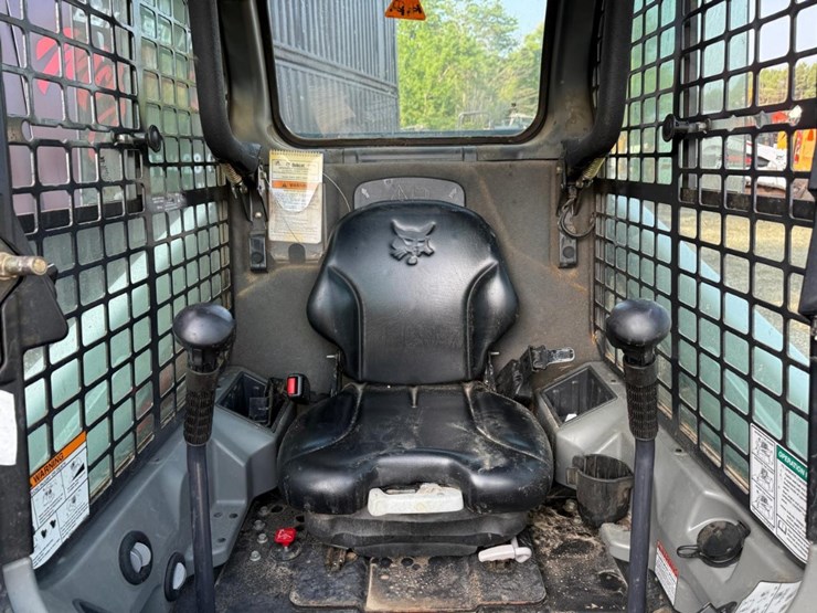 2016-bobcat-s450-image-17