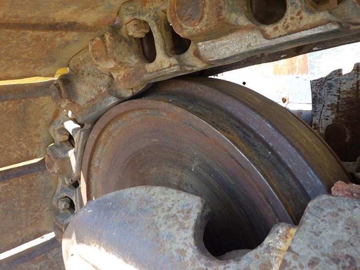 2016-deere-850k-image-12
