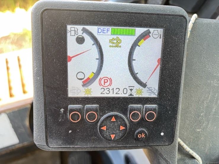 gehl-vt320-image-12