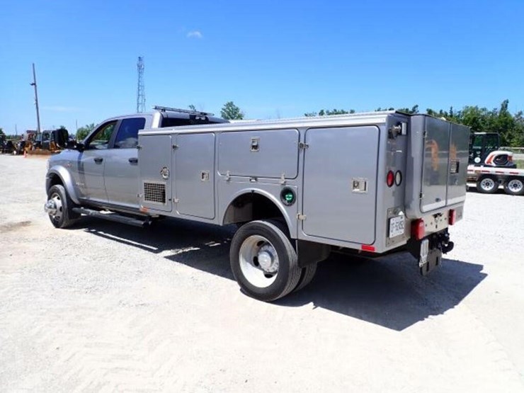 2022-dodge-ram-5500-image-7