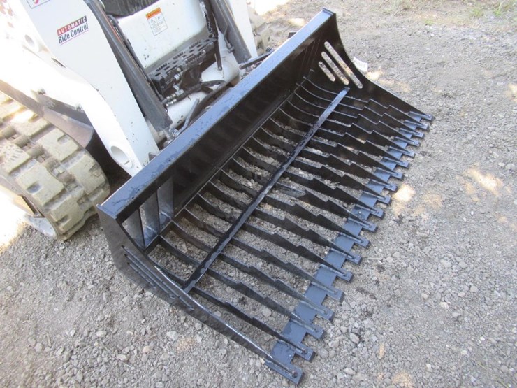 wildcat-72"-skid-steer-skeleton-bucket-image-4