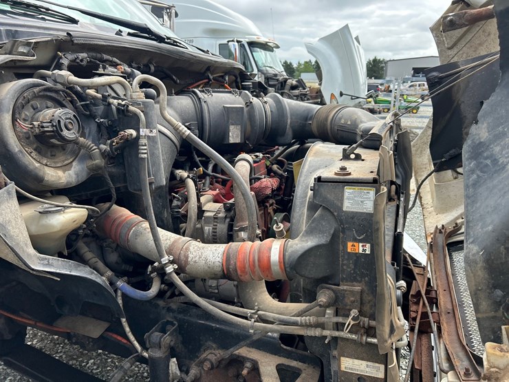 ford-f750-image-29