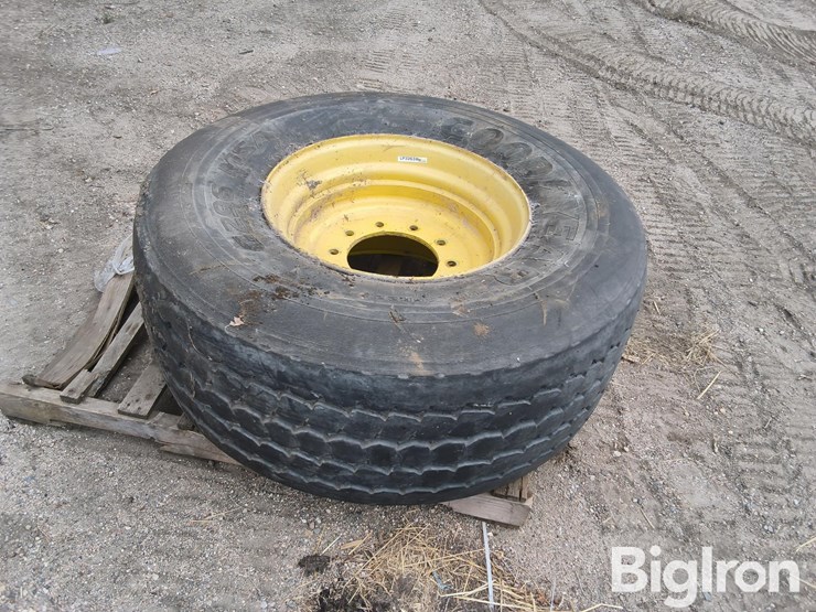 goodyear-445/65r22.5-tire/rim-image-8