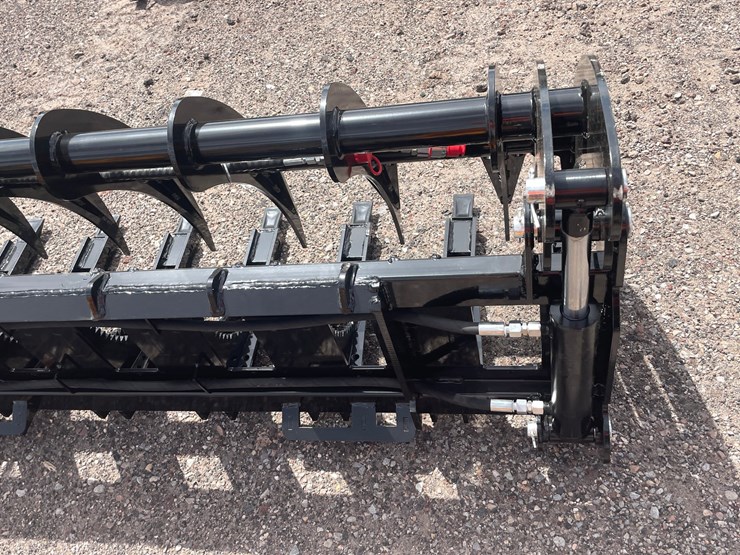 #1311-•-skid-steer-grapple-image-11