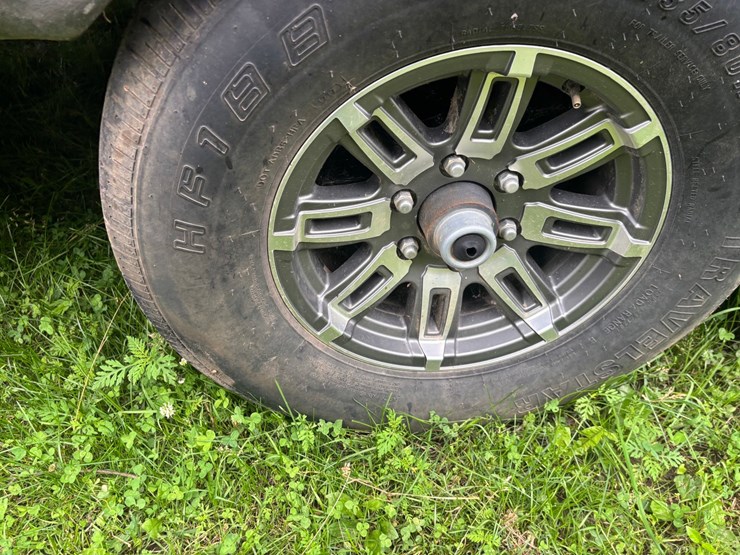 #2231-•-2014-crusader-335-5th-wheel-camper-image-99