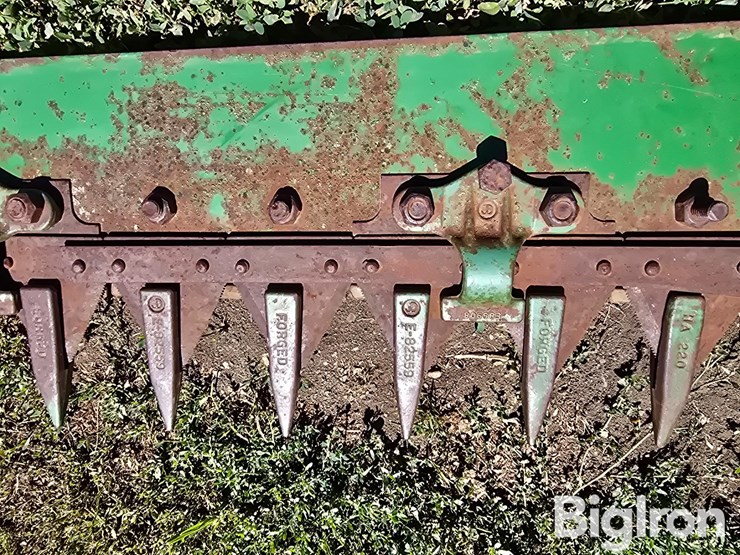john-deere-450-image-16