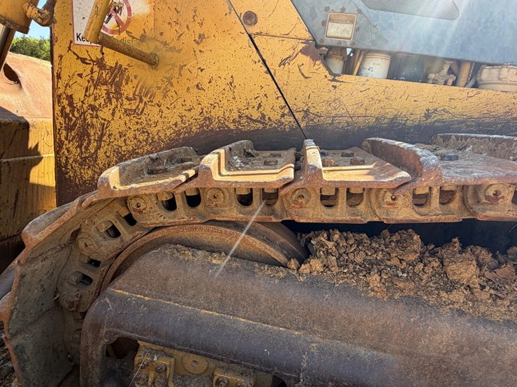 2003-komatsu-d155ax-5-image-2