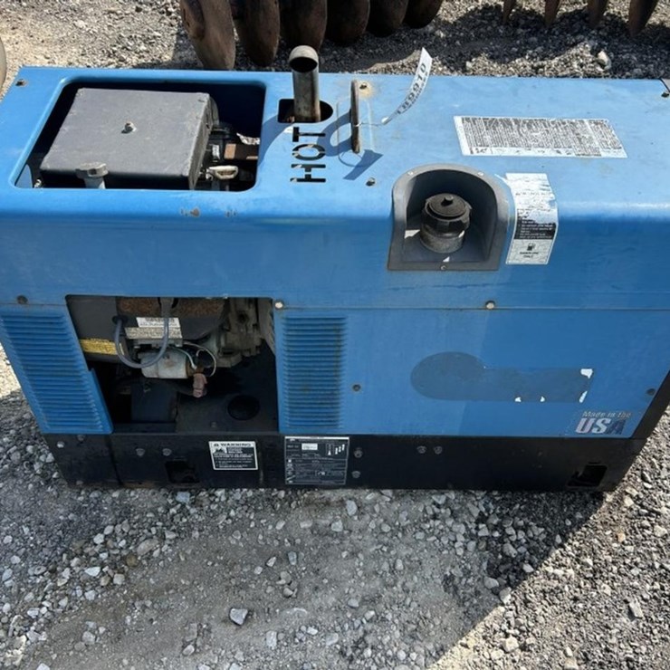 MILLER BOBCAT 250NT