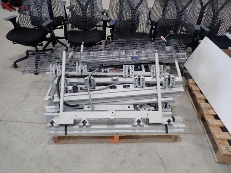 qty-of-(12)-multi-station-connectable-desks-&-image-8