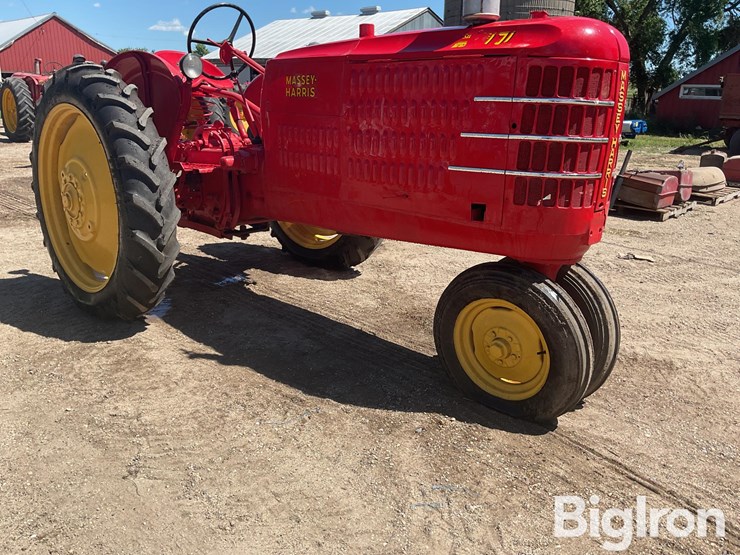 massey-ferguson-101-image-3