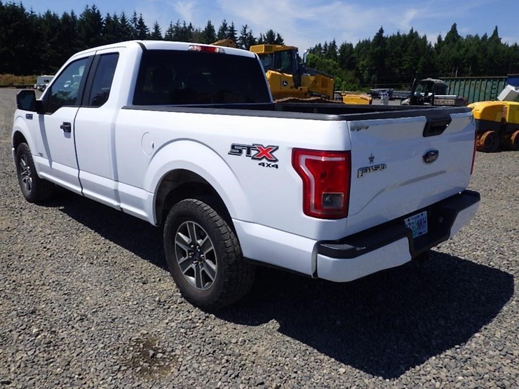 2017-ford-f150-image-7