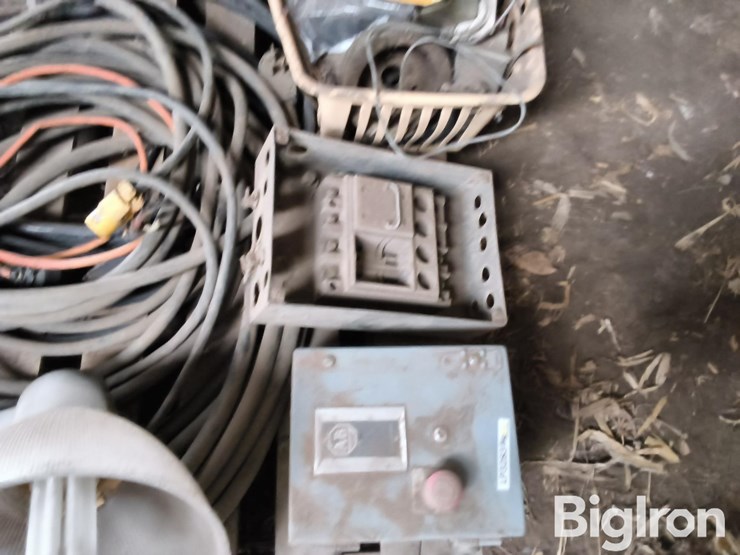 power-cords-&-misc-image-11