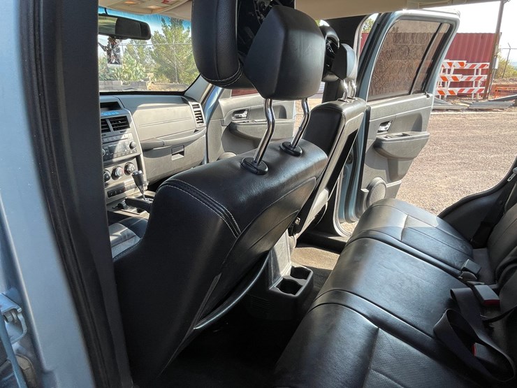 2012-jeep-liberty-image-108