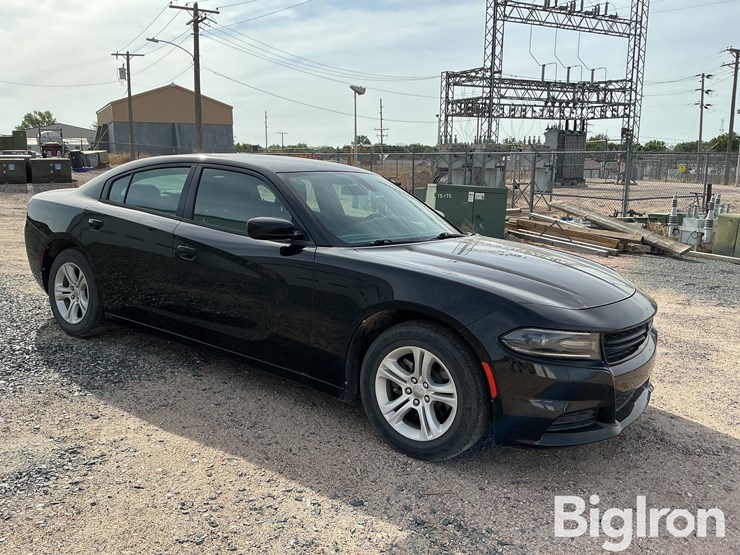 2018-dodge-charger-sxt-police-interceptor-4-door-sedan-image-3