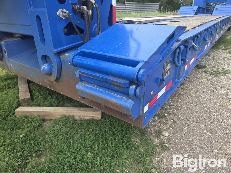 2022-globe-gtbn513-53-26-gg-tri/a-detachable-lowboy-image-11