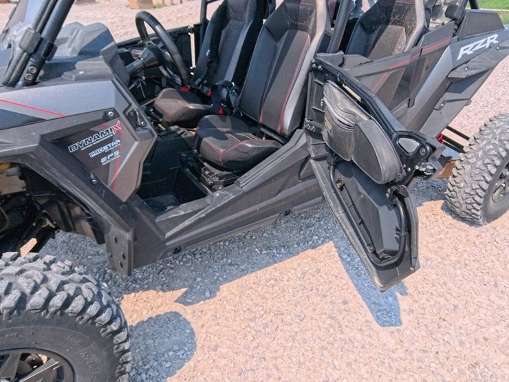 #1086-•-2019-polaris-rzr-turbo-s-image-17