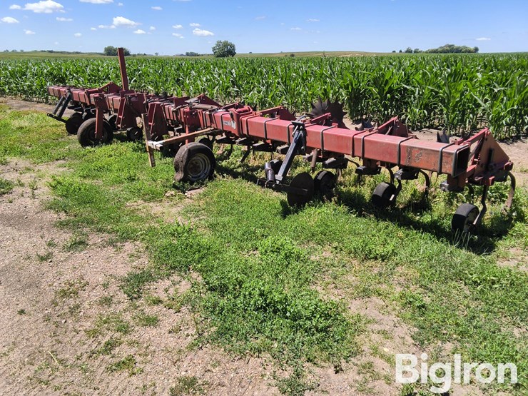 case-ih-183-image-1