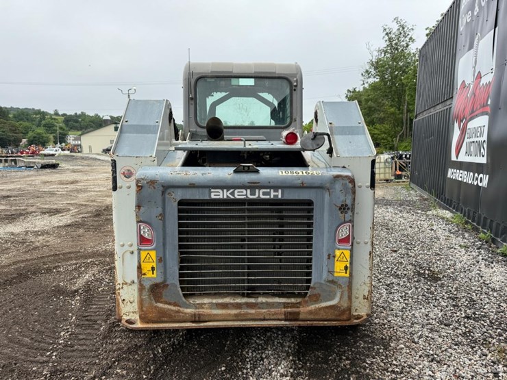 2018-takeuchi-tl12r2-image-3
