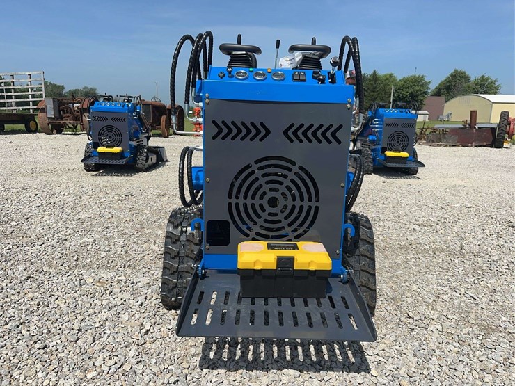 2026-zjg-zj-380-tracked-mini-skid-steer-loader-image-11