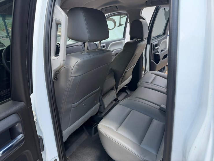 2019-chevrolet-silverado-1500-image-42