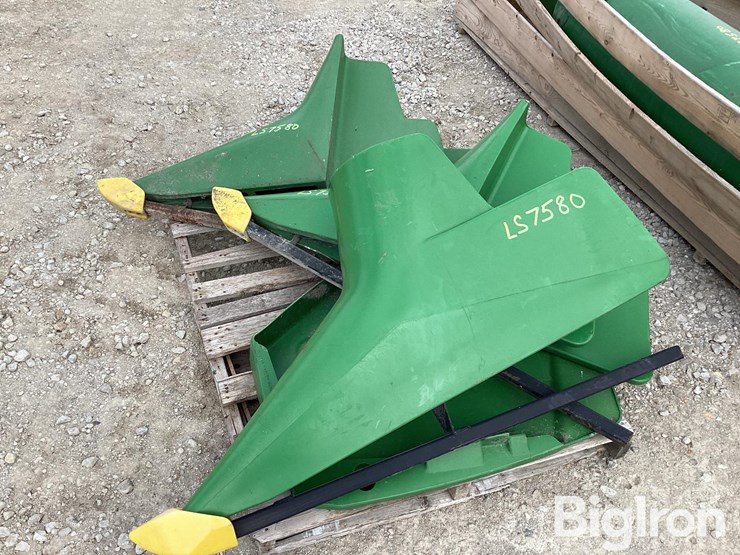 john-deere-12-image-17