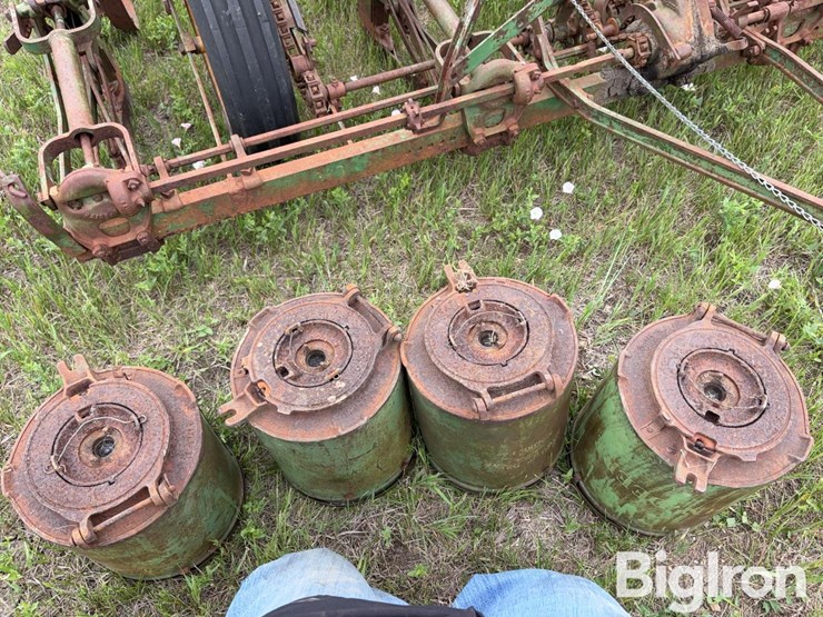 john-deere-4r30-planter-image-13