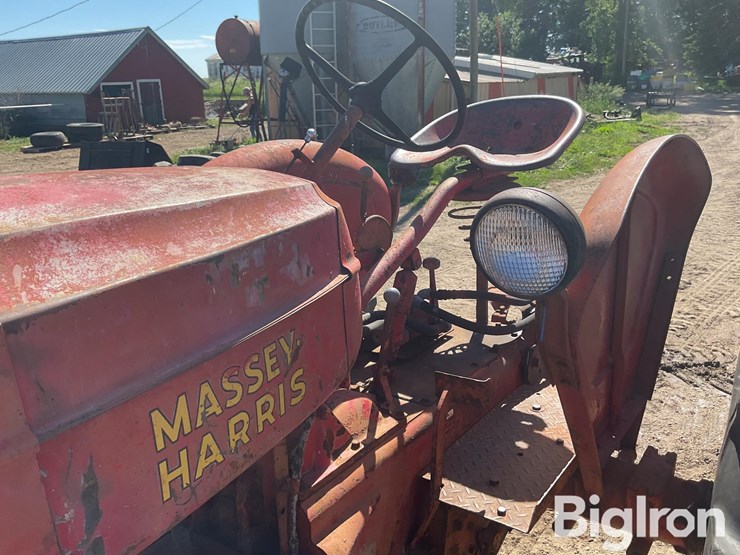 massey-ferguson-44-image-12